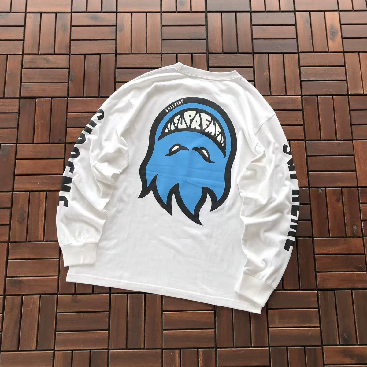 Supreme Ghost Graphic Long Sleeve Top - White / Blue