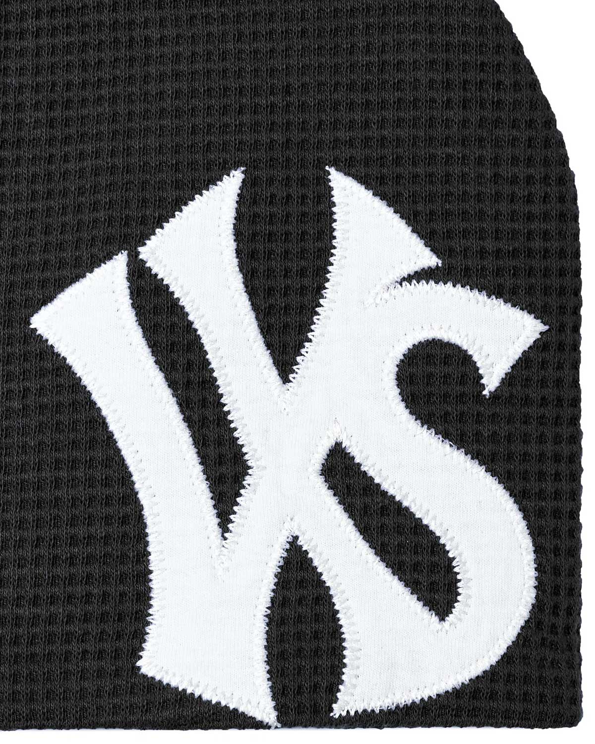 Vale Forever NYC Beanie Blackberry Black