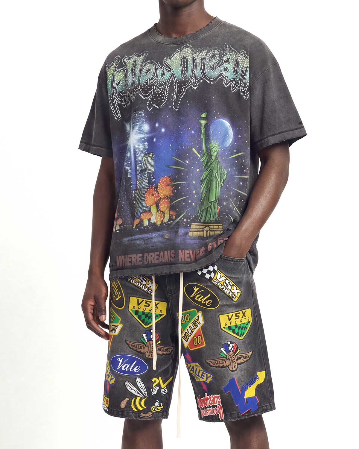 Vale Forever Passport Jorts Black